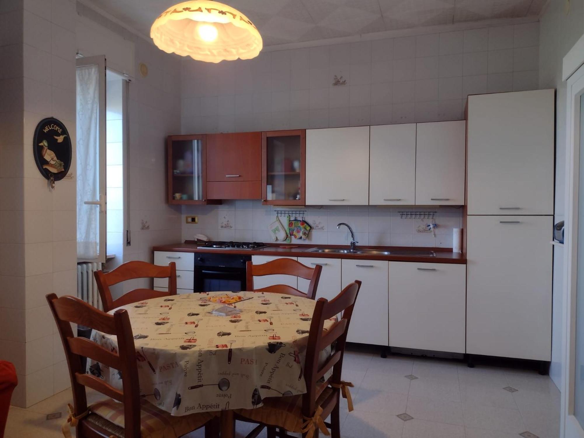 Le Rondini Apartment Трани Екстериор снимка