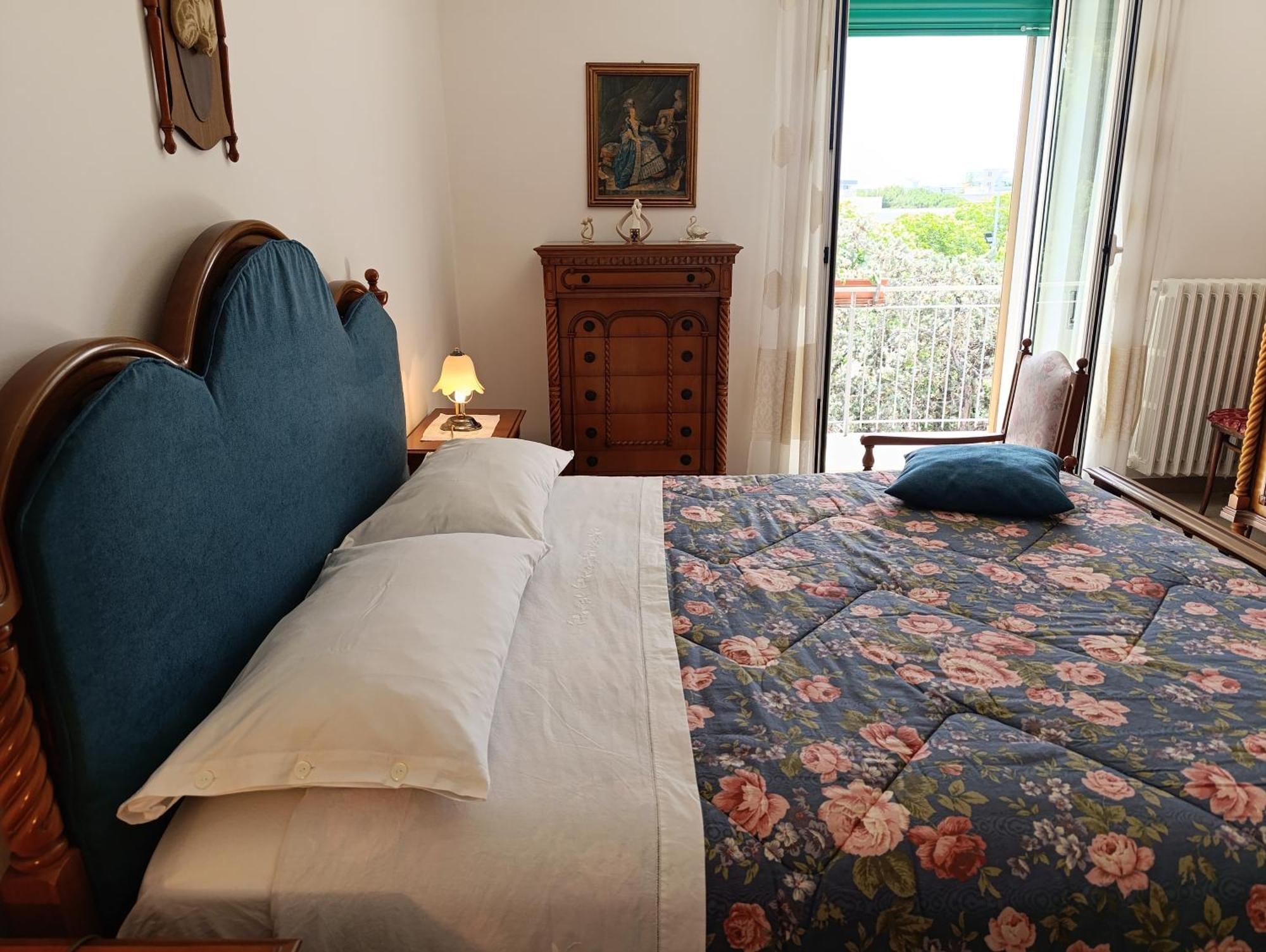 Le Rondini Apartment Трани Екстериор снимка